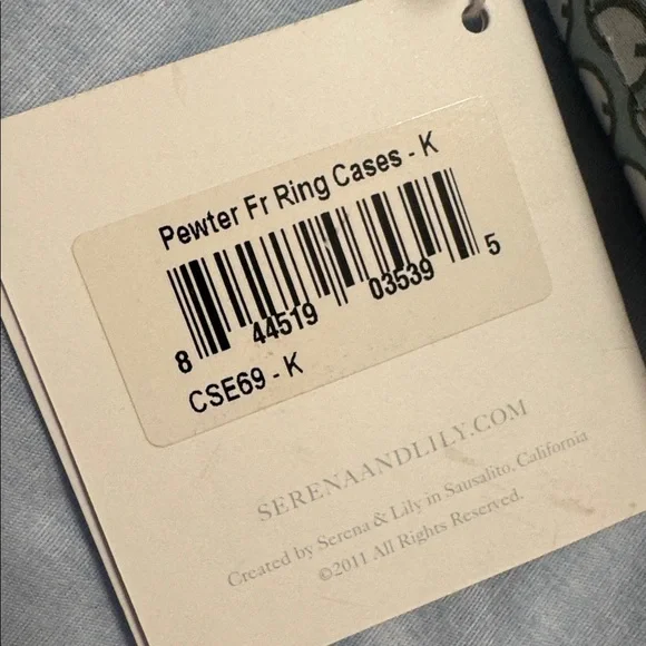 Serena and Lily King pillowcases - Picture 3 of 3